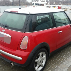 Autoturism Mini Cooper declarat furat în Italia, descoperit în Constanţa