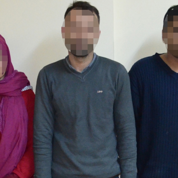 Patru turci și un cetăţean din Bangladesh, depistați la frontiera verde