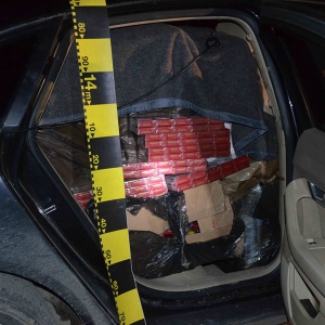Peste 27.000 de pachete cu ţigări confiscate la frontiera de nord