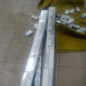 Ţigări de contrabandă depistate de poliţişti de frontieră