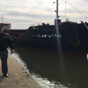 Ţigări nedeclarate, descoperite la P.T.F. Galaţi-port