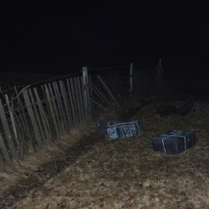 Țigări de contrabandă descoperite la frontiera verde