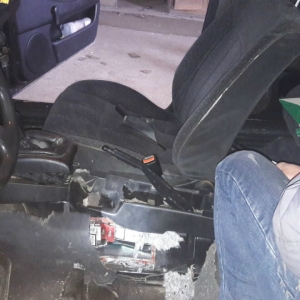 Ţigarete de contrabandă, descoperite la P.T.F. Sculeni