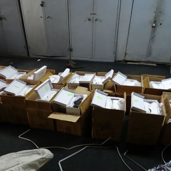 Bunuri transportate cu documente false, confiscate de polițiștii de frontieră giurgiuveni
