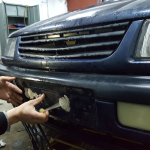 Ţigarete de contrabandă, descoperite de polițiștii de frontieră