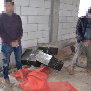 2.000 pachete cu țigări de contrabandă, descoperite la frontiera de nord