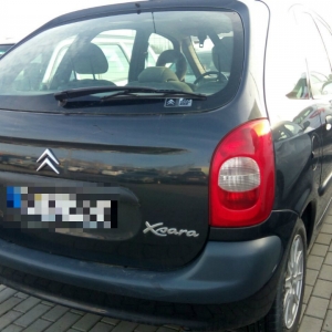 Autoturism Citroen Xsara furat din Germania, descoperit în parcarea Aeroportului Internaţional Traian Vuia