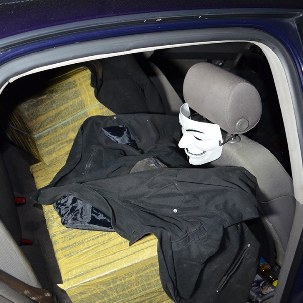 Ţigări în valoare de peste 27.000 de lei, confiscate de poliţiştii de frontieră