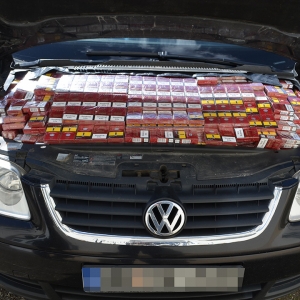 Aproximativ 12.000 pachete cu ţigări, confiscate la frontiera de nord
