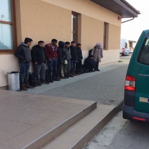 42 cetăţeni străini, opriţi la frontiera cu Serbia