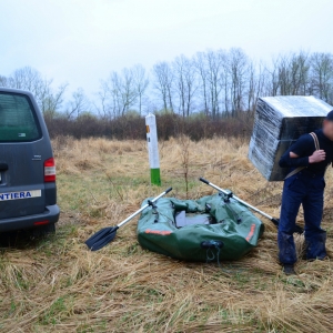 Acţiune de cooperare la frontiera româno-moldoveană pentru combaterea contrabandei cu ţigări