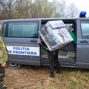 Acţiune de cooperare la frontiera româno-moldoveană pentru combaterea contrabandei cu ţigări