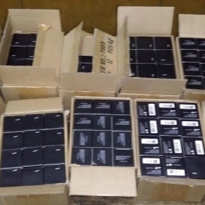 Produse cosmetice susceptibile a fi contrafăcute,  confiscate în P.T.F. Vama Veche