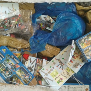 Mii de jucării susceptibile a fi contrafăcute,  confiscate în Portul Constanţa Sud Agigea