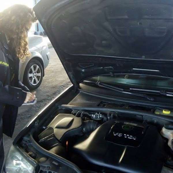 Autoturism radiat din circulaţie din Belgia, descoperit în Albiţa