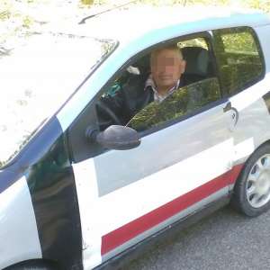 Depistat la volan cu permis de conducere necorespunzător