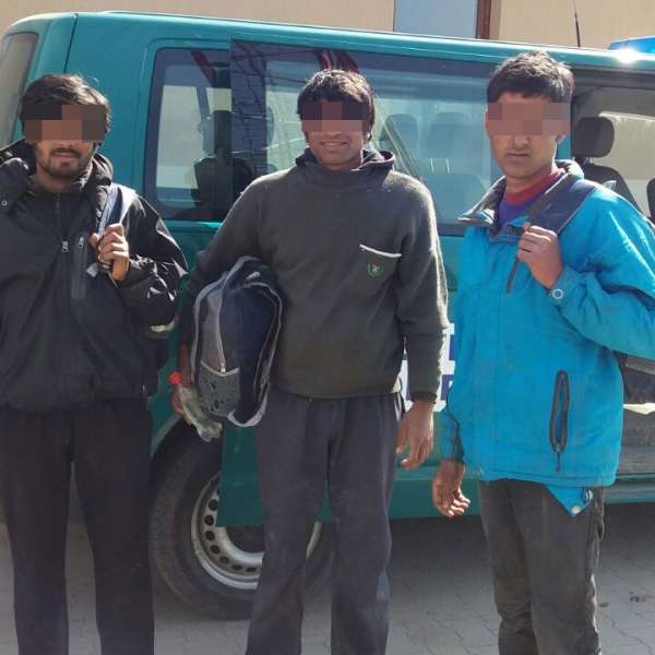 34 migranţi, opriţi la frontiera cu Serbia