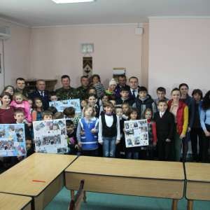 Poliţişti de frontieră, în altfel de misiuni cu ocazia Sărbătorilor Pascale