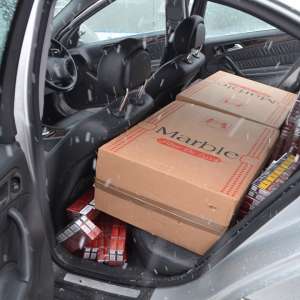 Urmărire în trafic pentru reținerea unui autoturism încărcat cu țigări de contrabandă