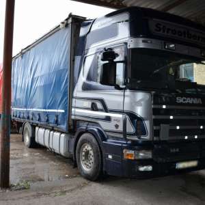 40.000 de ţigarete de contrabandă, ascunse în cabina unui camion, descoperite de polițiștii de frontieră constănțeni