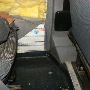 Microbuz antifonat cu țigări de contrabandă