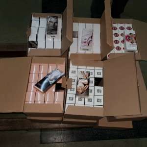 Parfumuri susceptibile a fi contrafăcute,  confiscate în P.T.F. Vama Veche