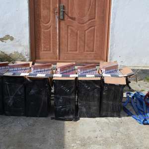 Țigări de contrabandă în valoare de aproximativ 100.000 lei, confiscate la frontiera de nord