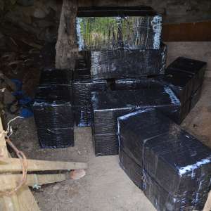 Țigări de contrabandă în valoare de peste 95.000 lei, confiscate la frontiera de nord