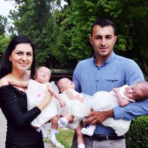 Lucrurile cu adevărat importante în viaţă sunt cele care ne fac ochii să strălucească, gura să surâdă şi inima să zboare. Bucură-te!