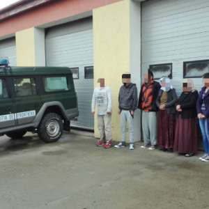 12 cetăţeni irakieni, depistaţi de poliţiştii de frontieră în timp ce intenţionau să intre ilegal în România