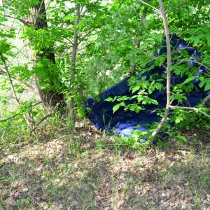 Trei tineri au trecut peste râul Prut mii de pachete de țigări, folosind o saltea pneumatica și vâslind cu farfurii din plastic