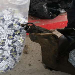 Aproximativ 10.000 de ţigarete, descoperite în rezervorul unui autoturism la P.T.F. Oancea