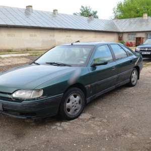 Ţigarete de contrabandă descoperite în pompele de servo-frână a două autoturisme