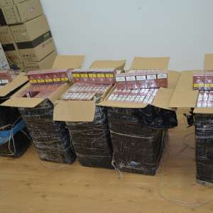 Peste 38.000 de pachete cu ţigări confiscate la frontiera de nord