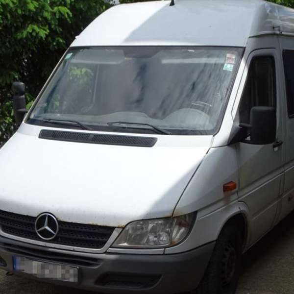 Microbuz căutat de autoritățile din Germania, descoperit la P.T.F. Calafat