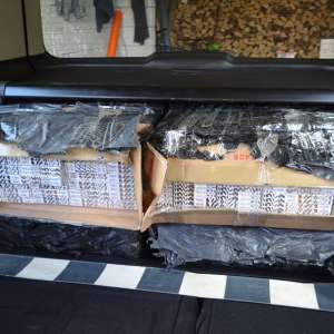 Țigări de contrabandă în valoare de peste 183.000 lei,  confiscate la frontiera de nord