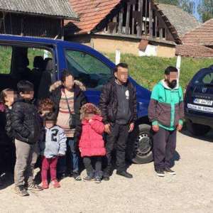 Nouă cetățeni din Irak, depistaţi de poliţiştii de frontieră de la Valea lui Mihai în timp ce încercau să iasă ilegal din țară