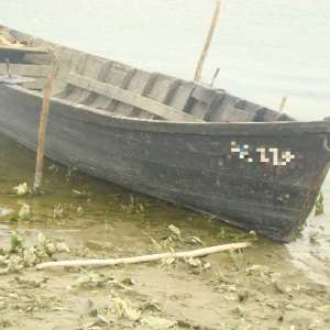 Cetățean român surprins pe brațul Borcea al fluviului Dunărea, în timp ce pescuia folosind un dispozitiv electric interzis de lege