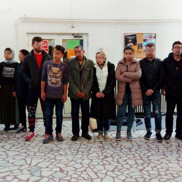 14 cetățeni străini opriți la frontieră din drumul ilegal  spre Spaţiul Schengen