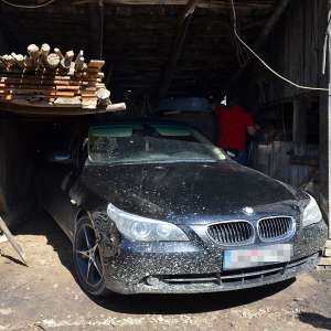 Descinderi la membrii unei rețele specializată în contrabanda cu țigări