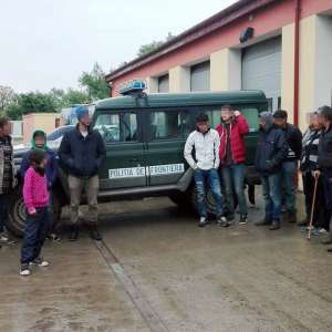 20 de cetăţeni străini, opriţi la frontiera cu Serbia