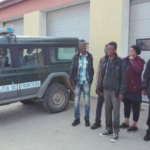 Cinci somalezi, opriţi la frontiera cu Serbia