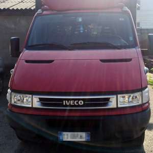 Trei autoturisme căutate de autorități, depistate la frontieră pe perioada minivacanței de Rusalii