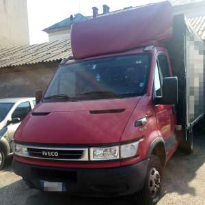 Trei autoturisme căutate de autorități, depistate la frontieră pe perioada minivacanței de Rusalii