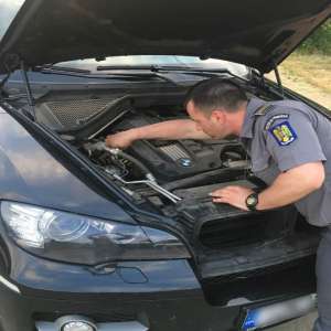 Autoturisme furate, descoperite la P.T.F. Galaţi-rutier