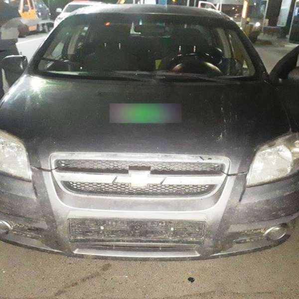 Autoturism neînmatriculat, descoperit în PTF Albiţa