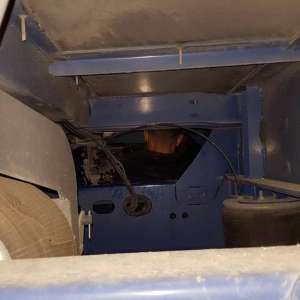 Trei sirieni ascunși pe şasiul semiremorcii unui automarfar, depistați la P.T.F. Borş