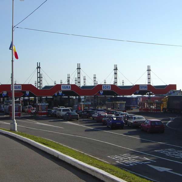 Trei kosovari opriți la frontieră din drumul ilegal  spre Spaţiul Schengen