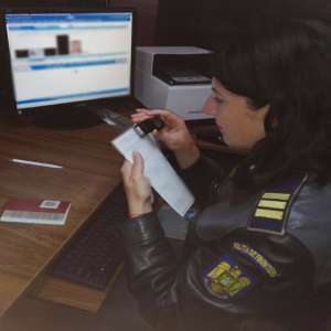 Bărbat căutat de autorităţile ucrainene, depistat la controlul de frontieră