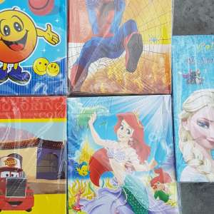 Zeci de mii de jucării susceptibile a fi contrafăcute şi nedeclarate, confiscate în Portul Constanţa Sud Agigea